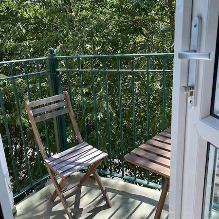 Lovely 2 Bedroom Flat In Greater Londyn Zewnętrze zdjęcie
