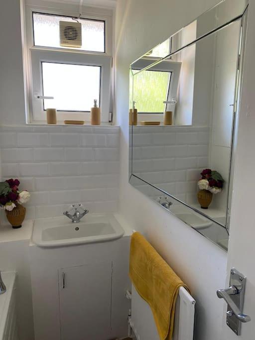 Lovely 2 Bedroom Flat In Greater Londyn Zewnętrze zdjęcie